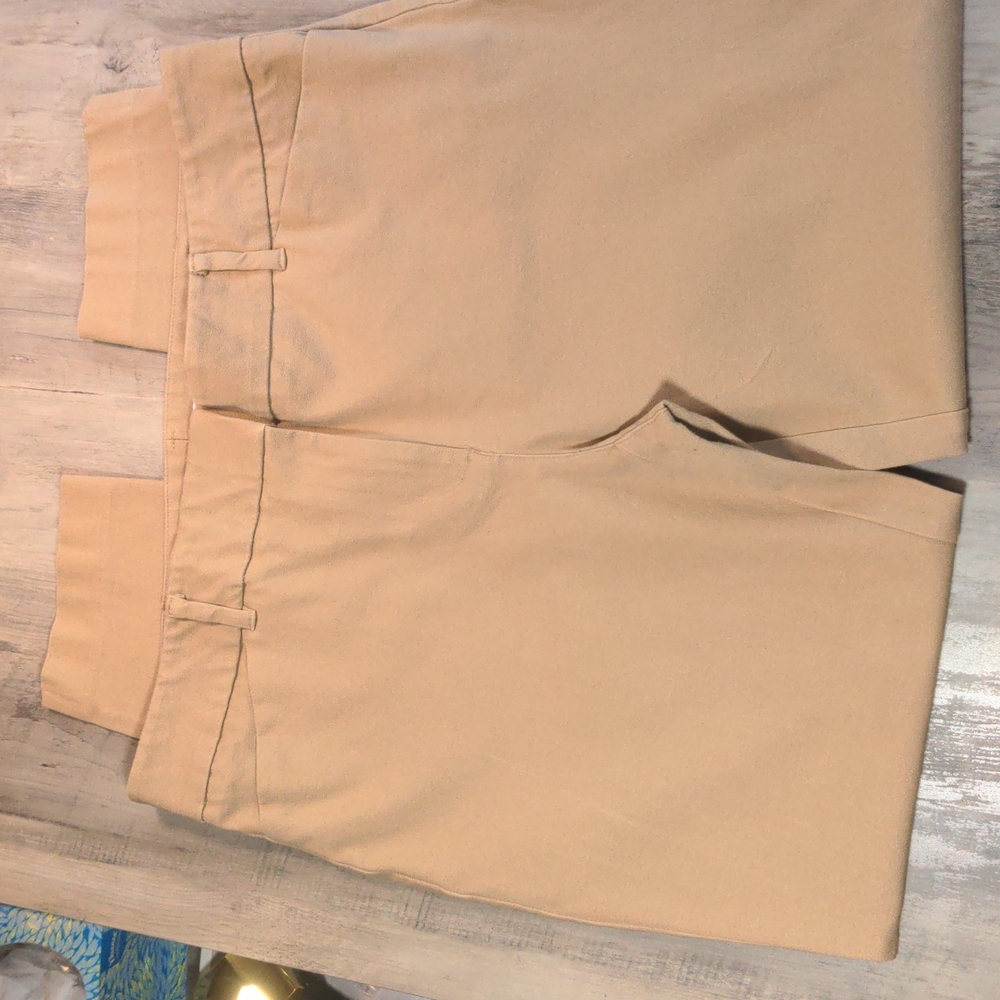 NEW YORK & COMPANY STRETCH KHAKI PANTS, EUC